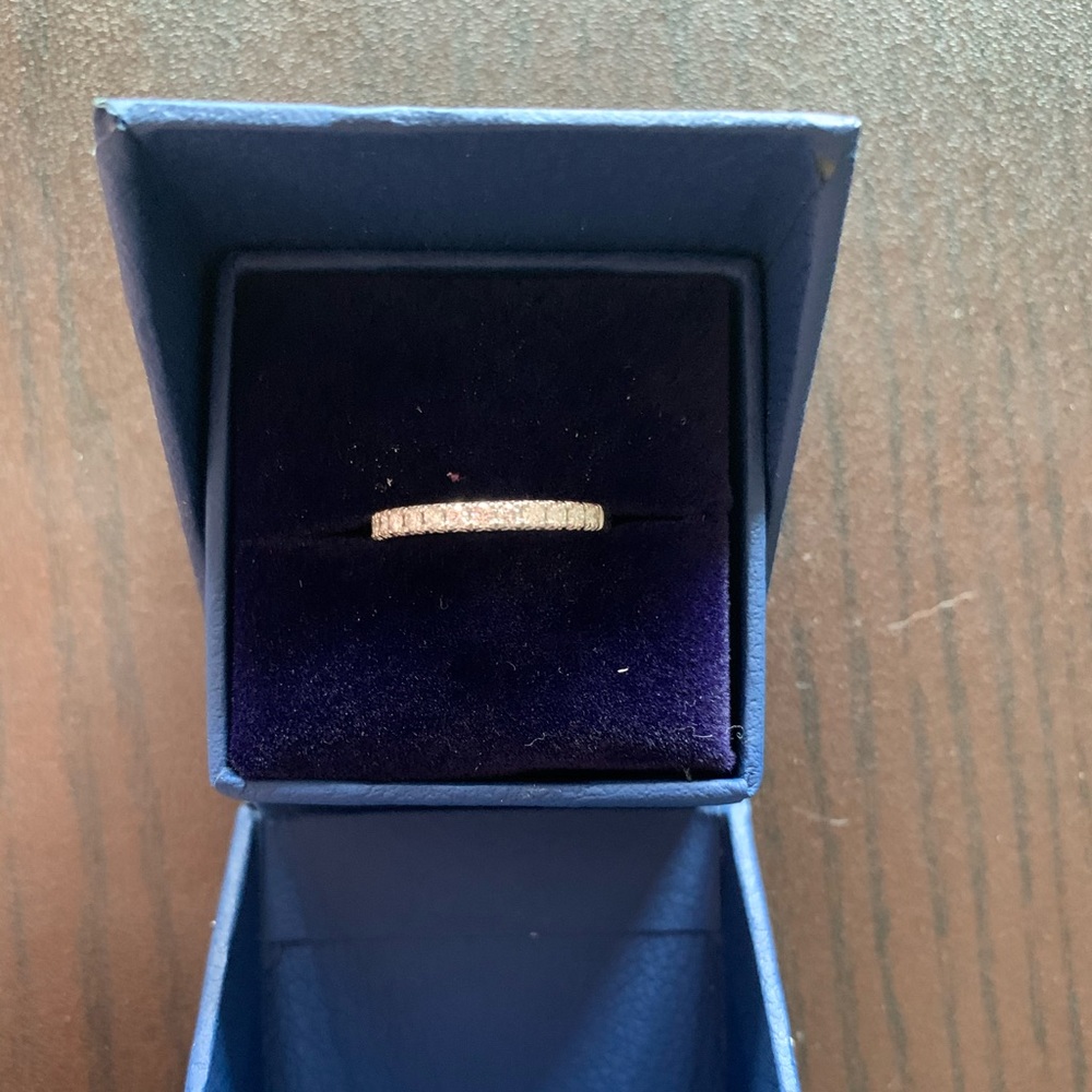 Diamond ring